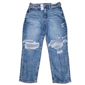 American Eagle Extra-Short High-Rise Strigid Blown Out Ripped Mom Jean 8